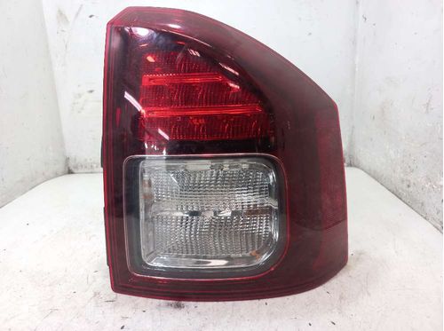 LANTERNA DIREITA JEEP COMPASS 2.0 2014