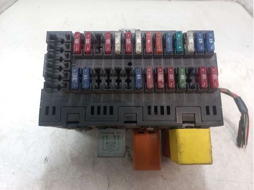 CAIXA DE FUSIVEIS VOLKSWAGEN GOL 1.0 2002