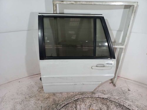 PORTA TRASEIRA ESQ VOLKSWAGEN SANTANA 1.8 2003