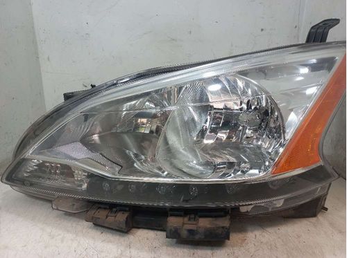 FAROL ESQUERDO NISSAN SENTRA 2.0 2015