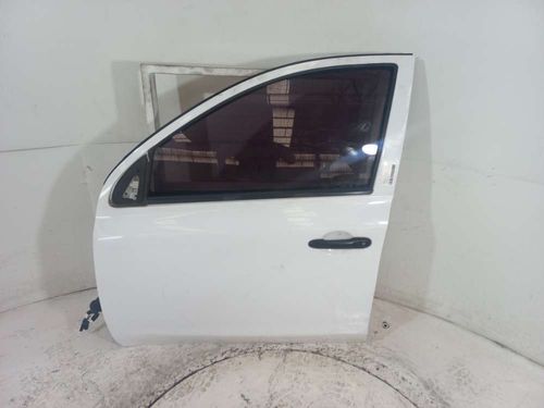 PORTA DIANTEIRA ESQ NISSAN MARCH 1.0 2018