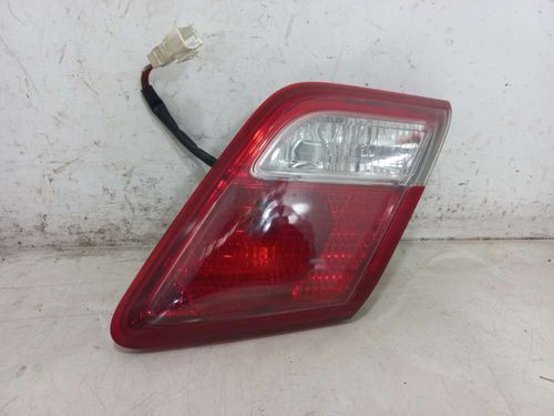 LANTERNA DA TAMPA DIREITA TOYOTA CAMRY 3.5 2011