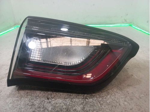 LANTERNA DA TAMPA ESQUERDA JEEP COMPASS 1.3 2022