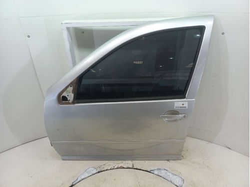 PORTA DIANTEIRA ESQ VOLKSWAGEN BORA 2.0 2001