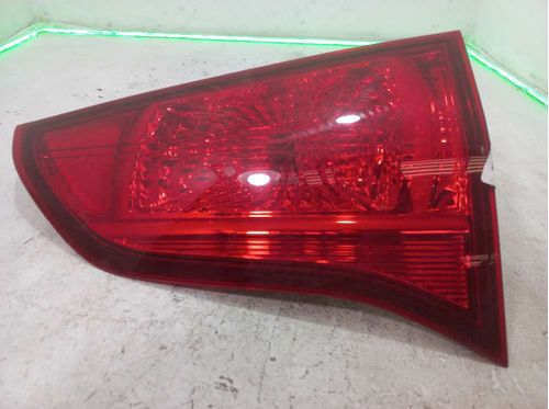 LANTERNA DA TAMPA DIREITA MITSUBISHI PAJERO 3.5 2013