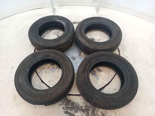 JOGO DE PNEU WESTLAKE 205/70R15 106 RADIAL