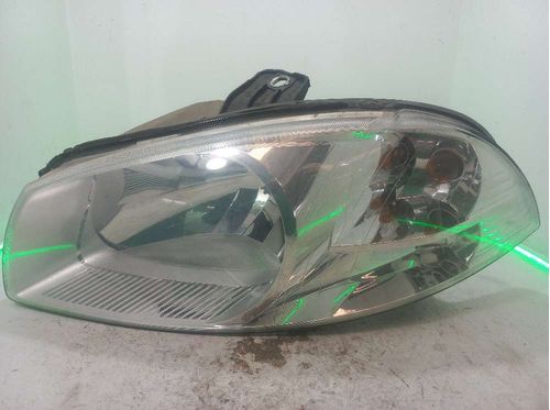 FAROL ESQUERDO FIAT PALIO 1.4 2008