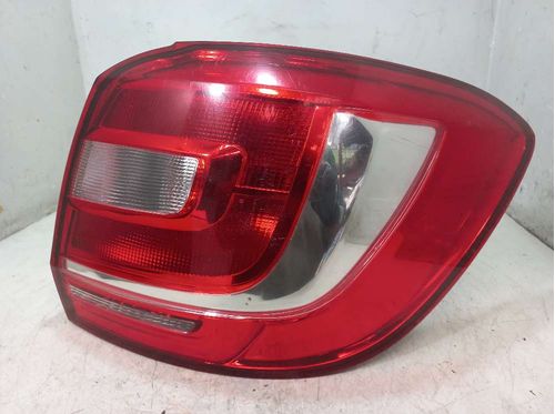 LANTERNA DIREITA RENAULT SANDERO 1.0 2017
