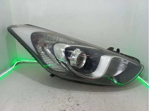 FAROL DIREITO HYUNDAI I30 1.8 2015