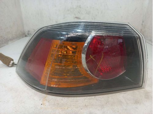 LANTERNA ESQUERDA MITSUBISHI LANCER 2.0 2013