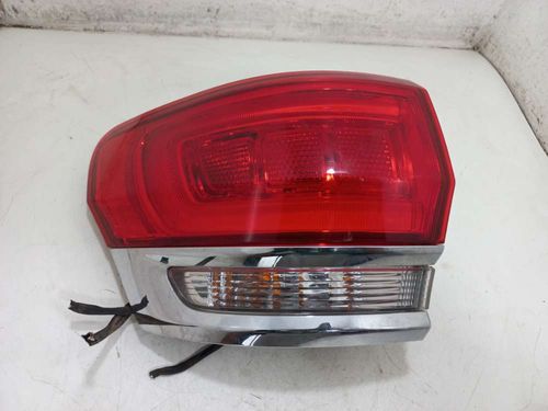 LANTERNA ESQUERDA JEEP GRAND CHEROKEE 3.6 2018