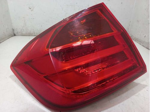 LANTERNA ESQUERDA BMW 320 2.0 2015