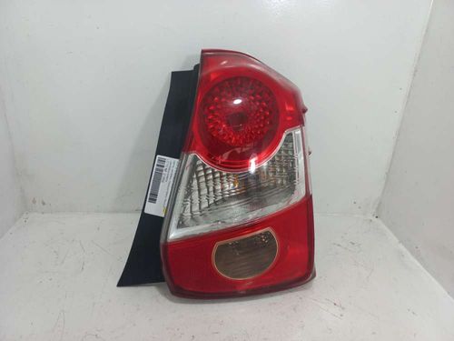 LANTERNA DIREITA TOYOTA ETIOS 1.3 2015