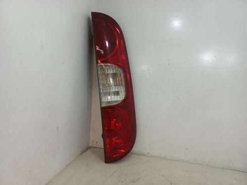 LANTERNA DIREITA FIAT DOBLO 1.4 2011