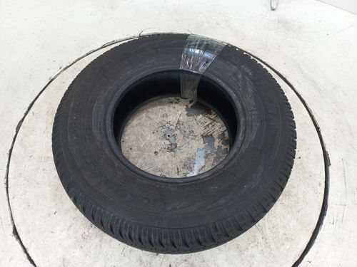 PNEU YOKOHAMA 265/70R16  R