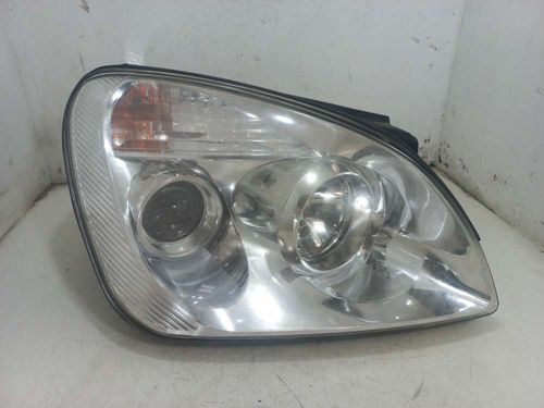 FAROL DIREITO KIA CARENS 2.0 2009