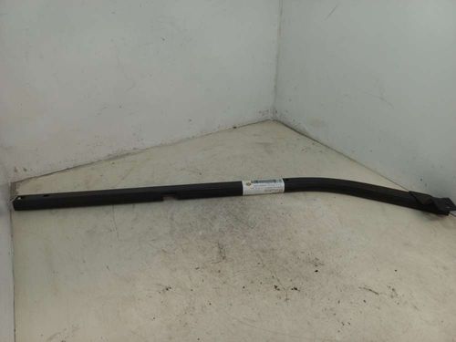 GUIA/GUARNICAO SUPERIOR PORTA FIAT DOBLO 1.4 2011