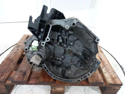 CAMBIO MANUAL / CX DE MARCHA PEUGEOT 207 1.4 2014