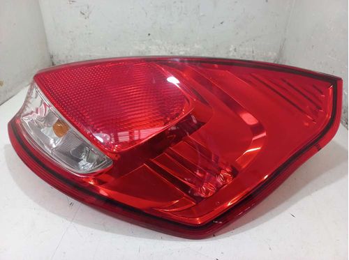 LANTERNA DIREITA FORD FIESTA 1.6 2014