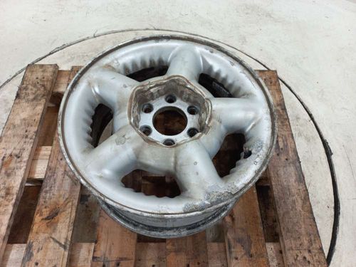 RODA DE LIGA LEVE TRAS DIREITA DODGE DAKOTA 2.5 2001