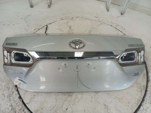 TAMPA TRASEIRA TOYOTA COROLLA 1.8 2015