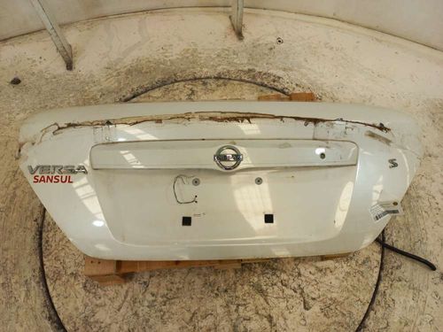 TAMPA TRASEIRA NISSAN VERSA 1.0 2018