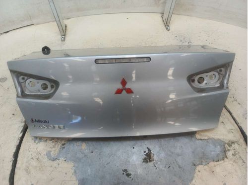 TAMPA TRASEIRA MITSUBISHI LANCER 2.0 2014