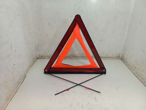 TRIANGULO DE SEGURANCA VOLKSWAGEN JETTA 2.0 2014