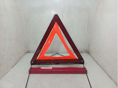 TRIANGULO DE SEGURANCA MERCEDES BENZ SLK250 1.8 2014