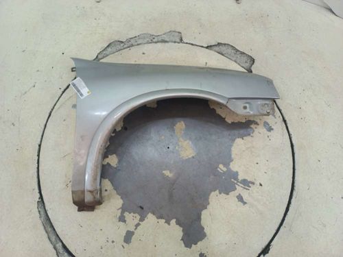 PARALAMA DIANTEIRO DIREITO CHEVROLET CORSA SEDAN GLS 1.6 MPFI 5P 1.6L 2001