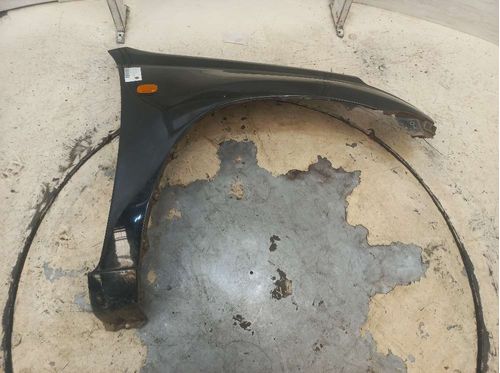 PARALAMA DIANTEIRO DIREITO TOYOTA RAV 2.0 2003