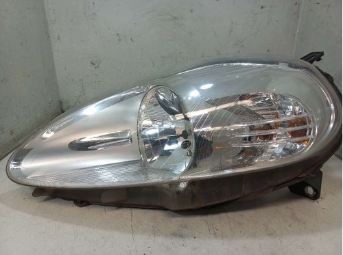 FAROL ESQUERDO FIAT PUNTO 1.4 2010