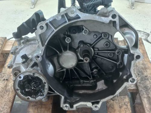 CAMBIO MANUAL / CX DE MARCHA VOLKSWAGEN SAVEIRO ROBUST 1.6 TOTAL FLEX 8V CD 1.6L 2019