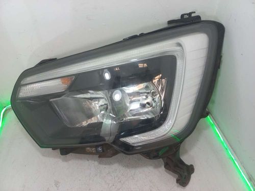 FAROL ESQUERDO RENAULT MASTER 2.3 2023