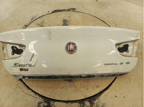 TAMPA TRASEIRA FIAT GRAND SIENA 1.6 2015