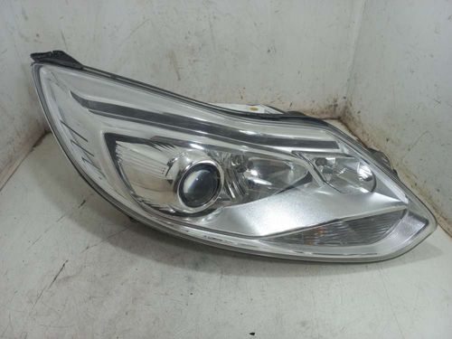 FAROL DIREITO FORD FOCUS 2.0 2015
