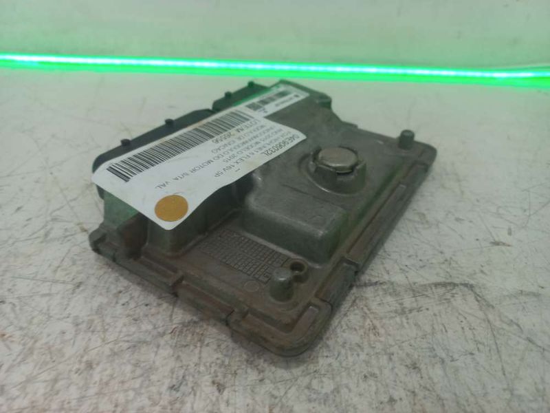 image-00a9ac16de0a4ae48f4566ea02dec42e