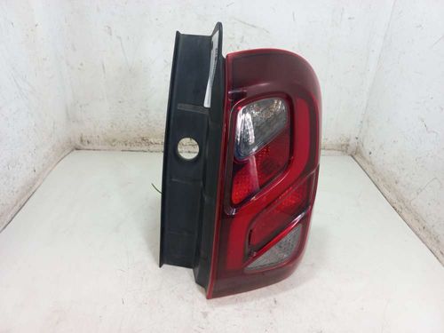 LANTERNA DIREITA RENAULT DUSTER 1.6 2016