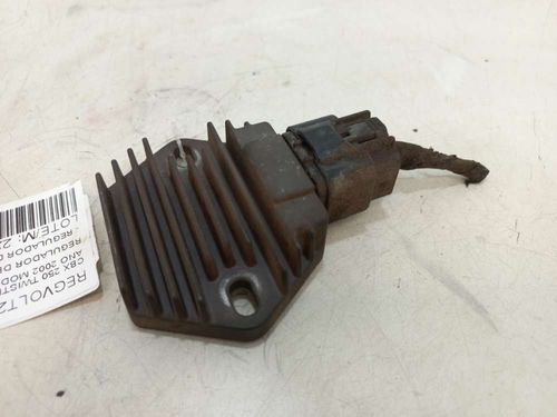 REGULADOR DE VOLTAGEM - MOTOCICLETA HONDA TWISTER 250 2002