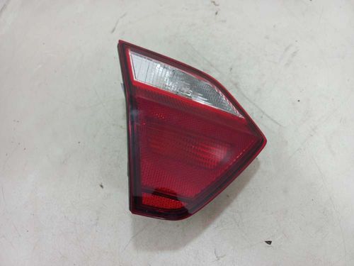 LANTERNA DA TAMPA ESQUERDA VOLKSWAGEN VOYAGE 1.0 2014