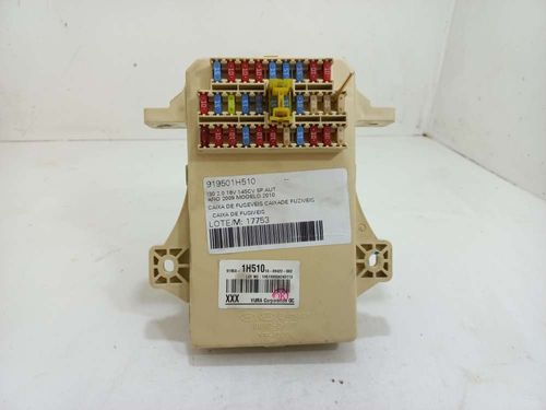 CAIXA DE FUSIVEIS HYUNDAI I30 2.0 2010