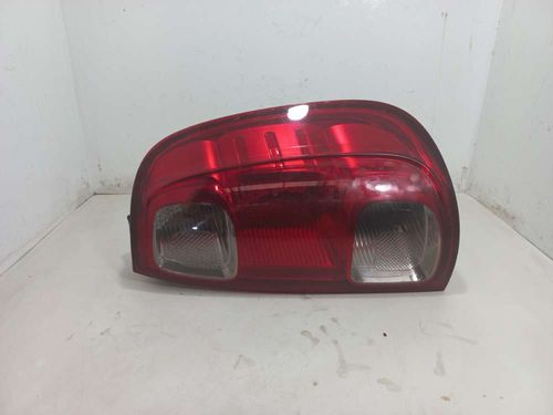 LANTERNA DIREITA FIAT UNO 1.0 2012