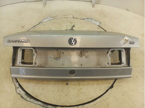 TAMPA TRASEIRA VOLKSWAGEN SANTANA 2.0 2001