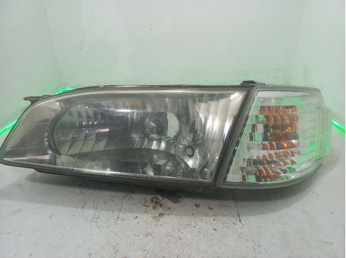 FAROL ESQUERDO TOYOTA COROLLA 1.8 1999