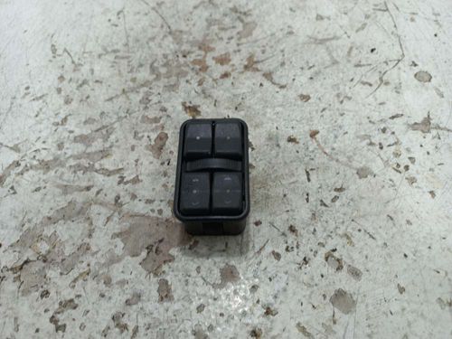INTERRUPTOR VIDRO DIANT. ESQ CHEVROLET MERIVA 1.8 2004