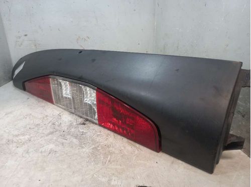 LANTERNA DIREITA FIAT DOBLO 1.3 2002