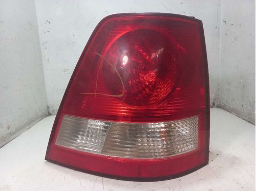 LANTERNA DIREITA KIA SORENTO 2.5 2005