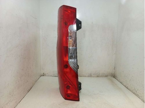 LANTERNA ESQUERDA MERCEDES BENZ SPRINTER 2.2 2022