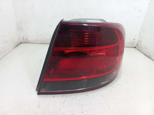 LANTERNA DIREITA VOLKSWAGEN VOYAGE 1.0 2011