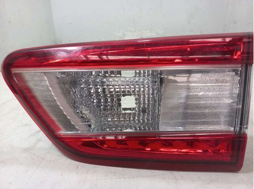LANTERNA DA TAMPA ESQUERDA SUBARU XV 2.0 2019